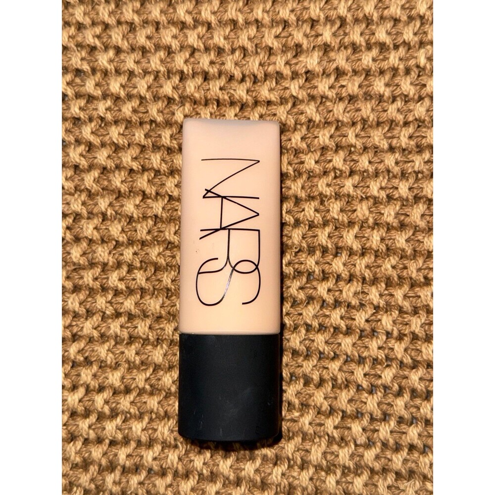 NARS “SALZBURG” Soft Matte Complete Foundation